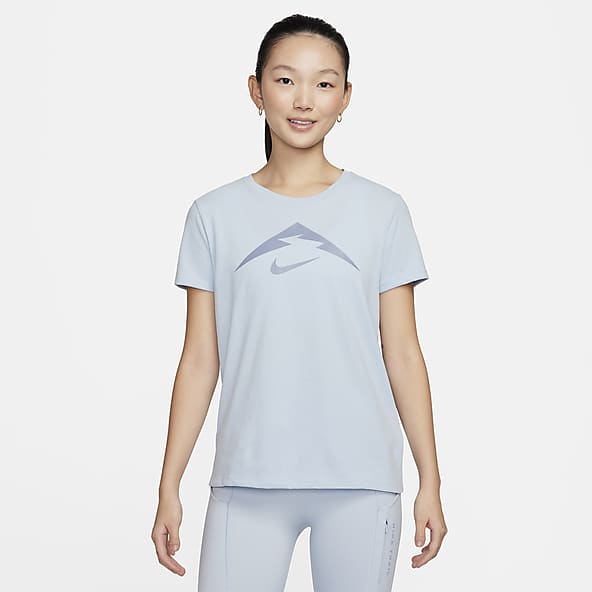 Nike t shirt black friday shop
